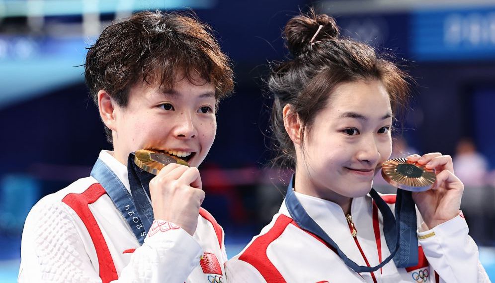 鲁媒：陈泽仕和依木兰今天抵达成都，参加U22国足的训练备战